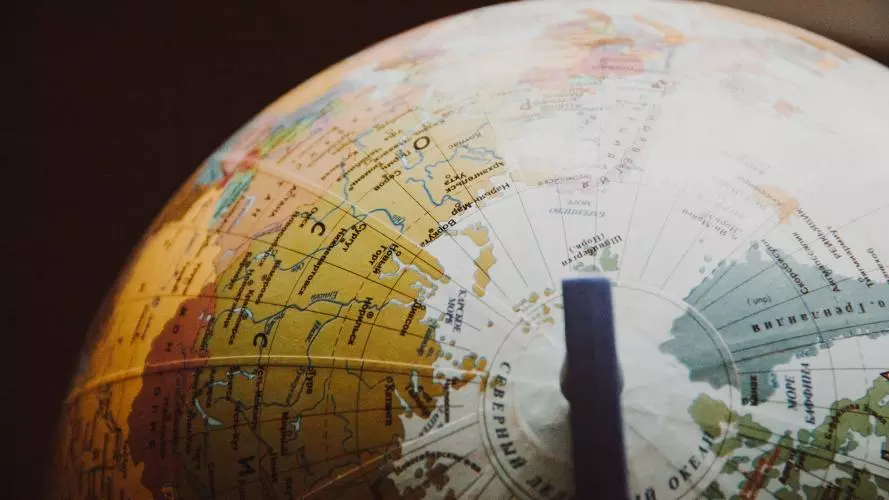 desk globe on shallow focus lens 335394